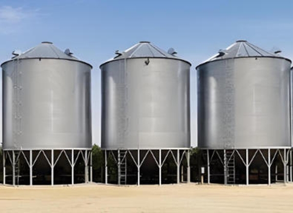 如何選擇適合的糧食平底鋼板倉？